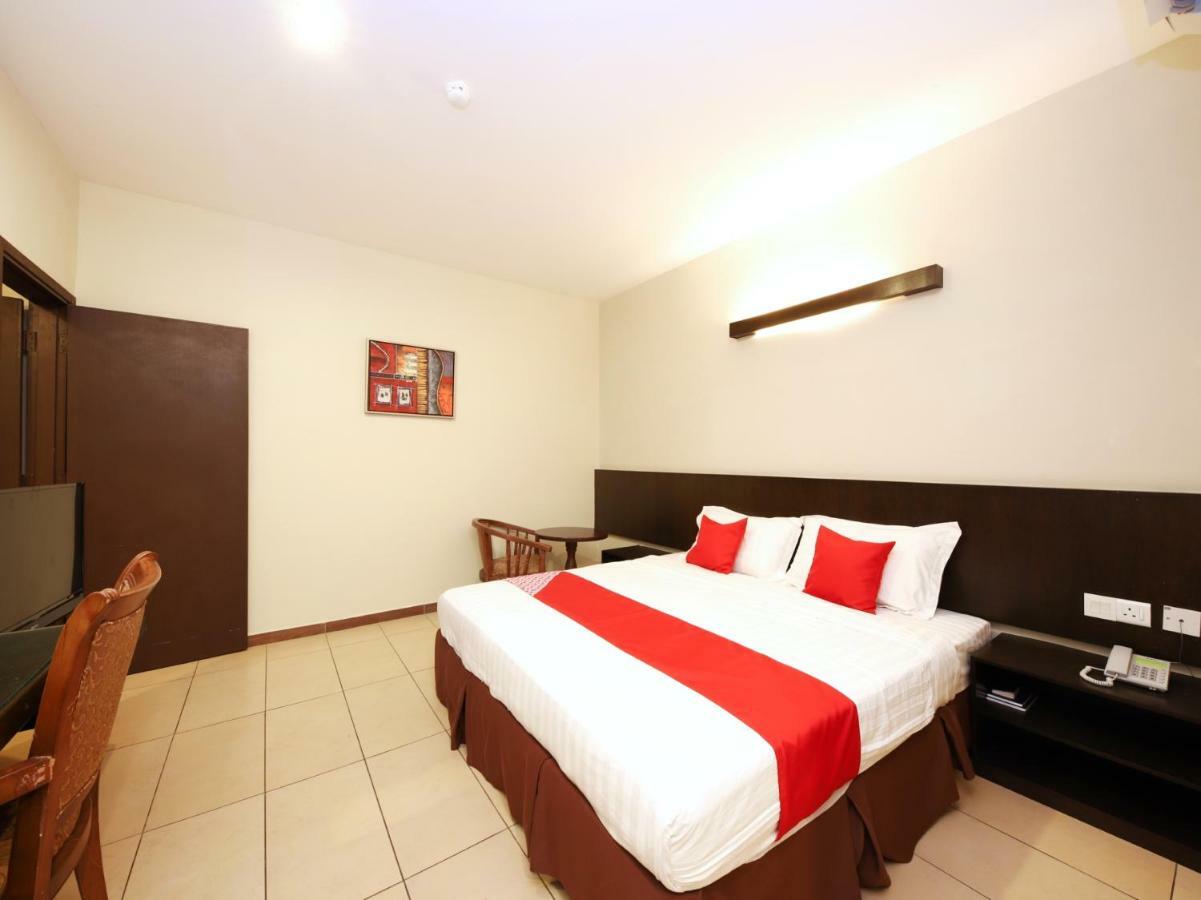 Capital O 837 Hotel Bei King Sitiawan Exterior photo